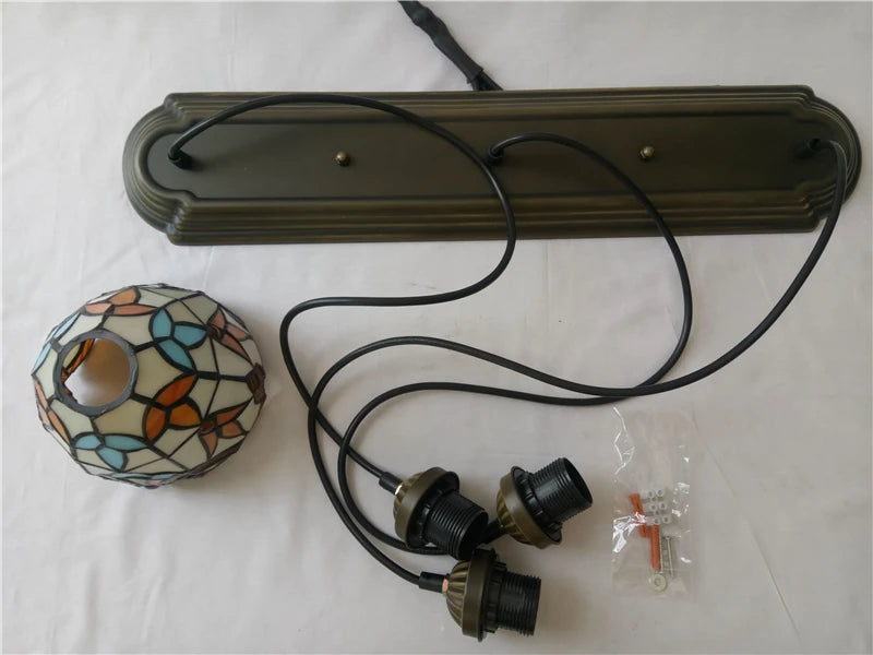 Baroque Stained Glass Pendant Light - 3-Light LED Suspension Fixture for Dining Room Kitchen  Hotel