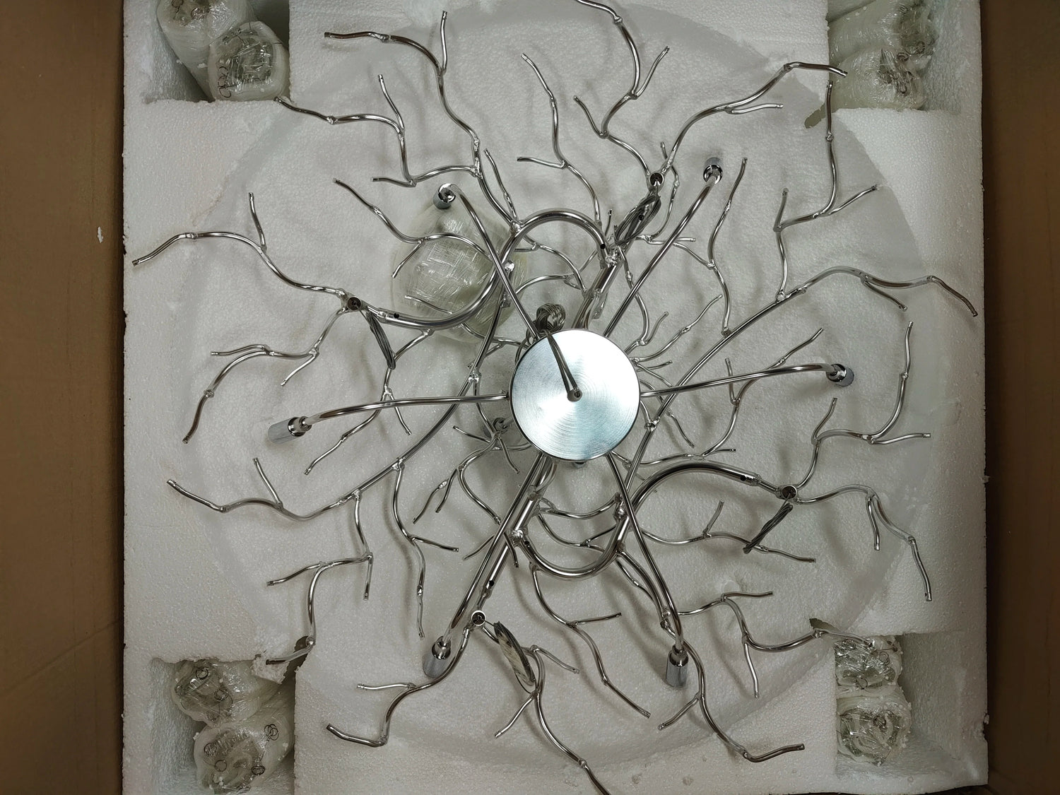 Luxury Crystal Chandelier  Elegant Metal Hanging Lamp for Dining Room Living Room  Hotel Décor in Gold Finish