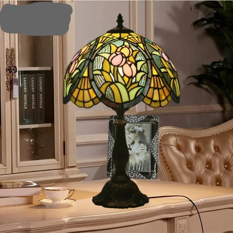 Green Stained Glass Tiffany Table Lamp  Elegant Floral Bedside Lighting for Home Restaurant  Bar