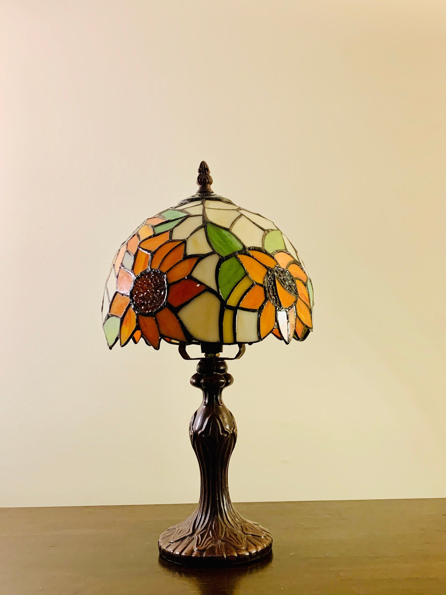 Sunflower Tiffany Lamp, Leadglass Stained Glass Shade, Crystal Bead Lamp Shade, Antique Lampshade, Stained Glass Lamp Shade, Bedside Lamp