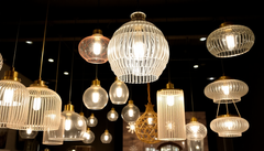 Illuminate Your Home with Style: A 2025 Guide to Choosing Stunning Glass Pendant Lights and Chandeliers