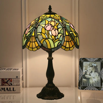 Elegant Green Flower Tiffany Table Lamp | Stained Glass Bedside Lamp for Home, Restaurant &amp; Bar