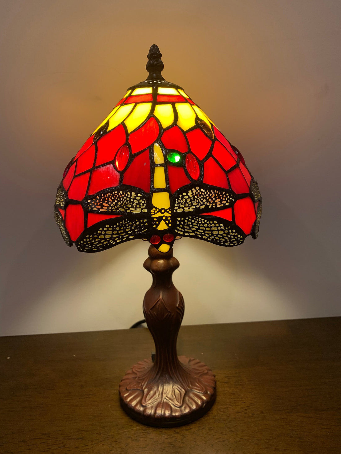 Tiffany Lamp, Leadglass Lamp, Stained Glass Shade, Crystal Bead Lamp Shade, Antique Lampshade, Stained Glass Lamp Shade, Bedside Lamp, Red S