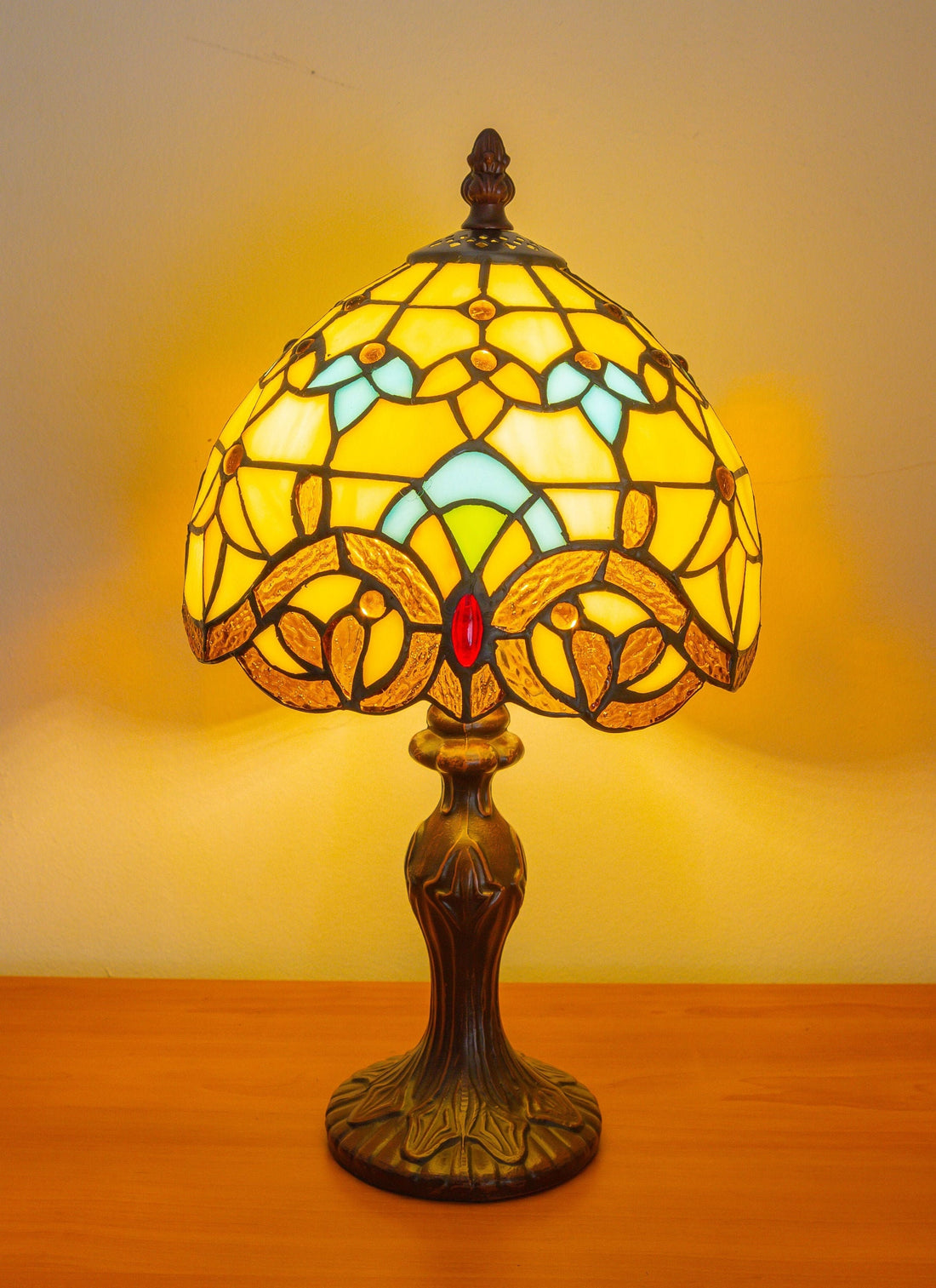 Crown Tiffany Lamp, Leadglass Stained Glass Shade, Crystal Bead Lamp Shade, Antique Lampshade, Stained Glass Lamp Shade, Bedside Lamp